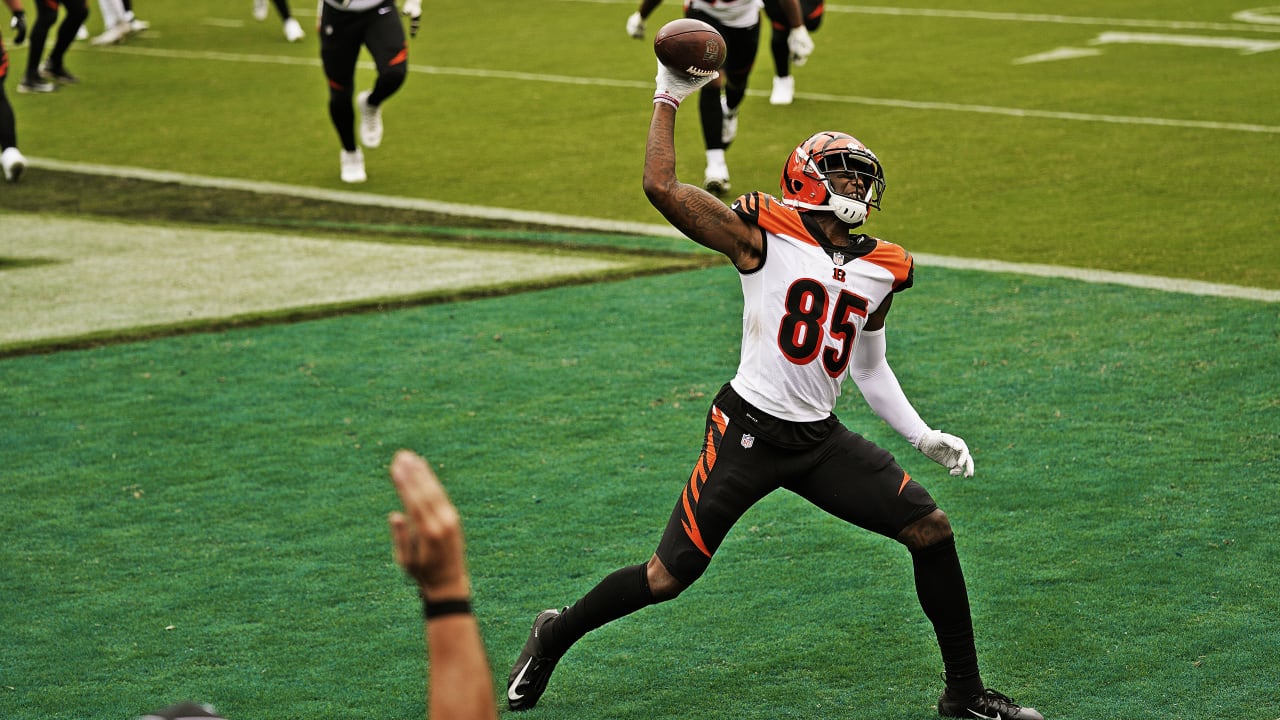 Tennessee Titans (27) Vs. Cincinnati Bengals (3) Post Game GIF - Nfl  National football league Football league - Discover & Share GIFs