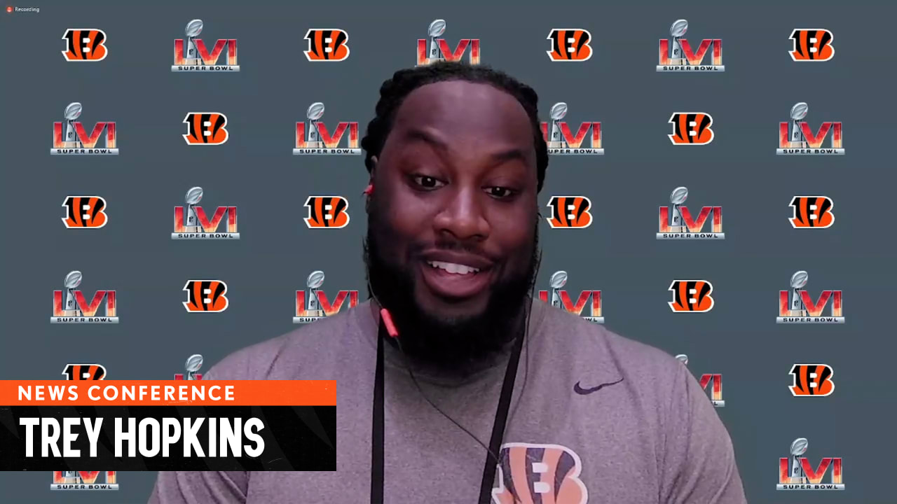 Bengals center Trey Hopkins signed a multi-year deal to keep him in  Cincinnati