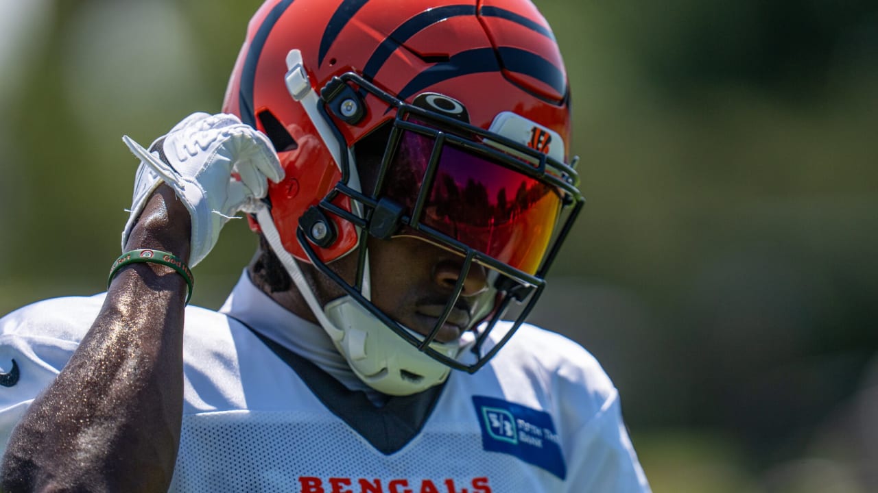 Quick Hits Chidobe Awuzie's Return To 7On7 Lifts Bengals; Backup QB