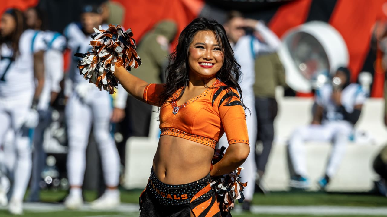 Super Bowl Bound: Ben-Gals' cheerleader Montgomery represents Bengals in  big event, News