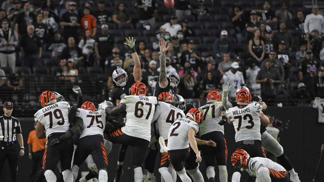 Cincinnati Bengals kicker Evan McPherson sends 'Monday Night Football' to  halftime tied 6-6 with a 53-yard FG