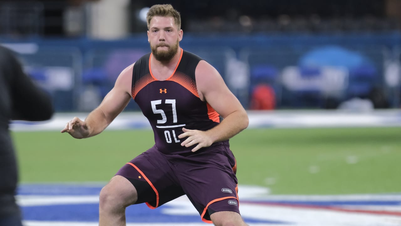 Cincinnati Bengals offensive tackle Jonah Williams in action during News  Photo - Getty Images