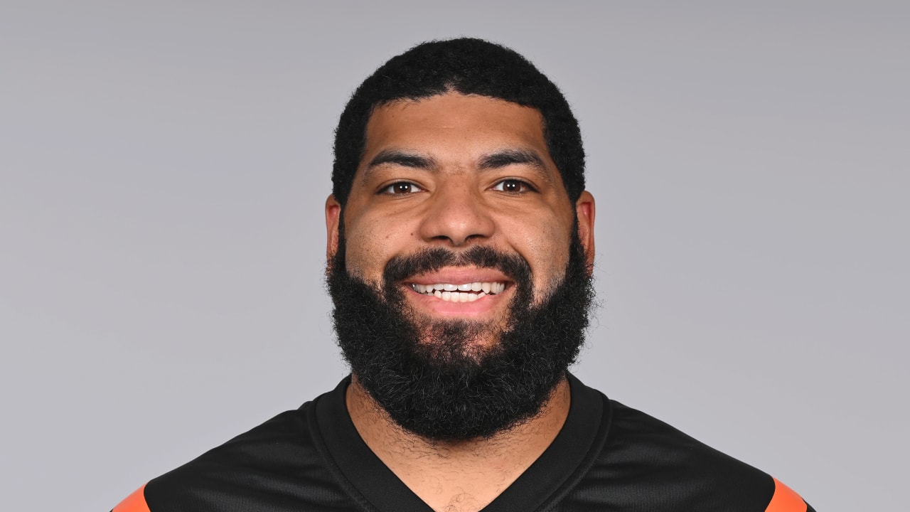 Instant analysis after Bengals sign OL Cody Ford in free agency