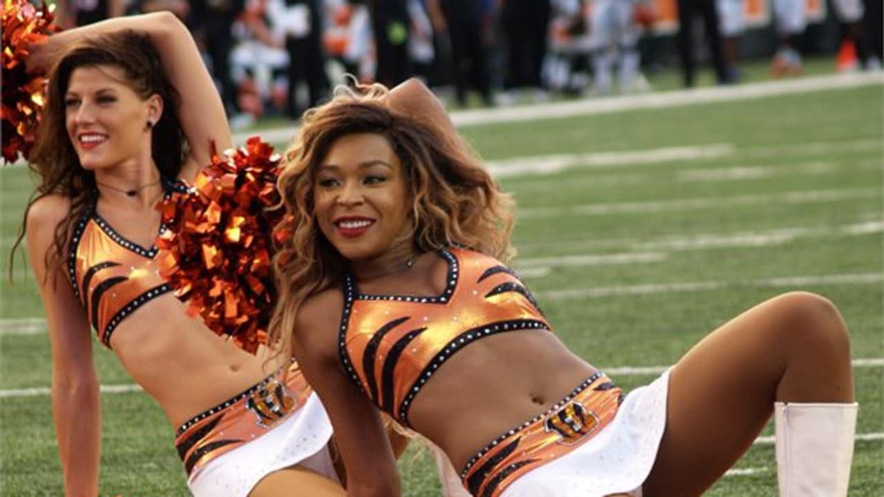 BenGals Cheerleaders Colts at Bengals