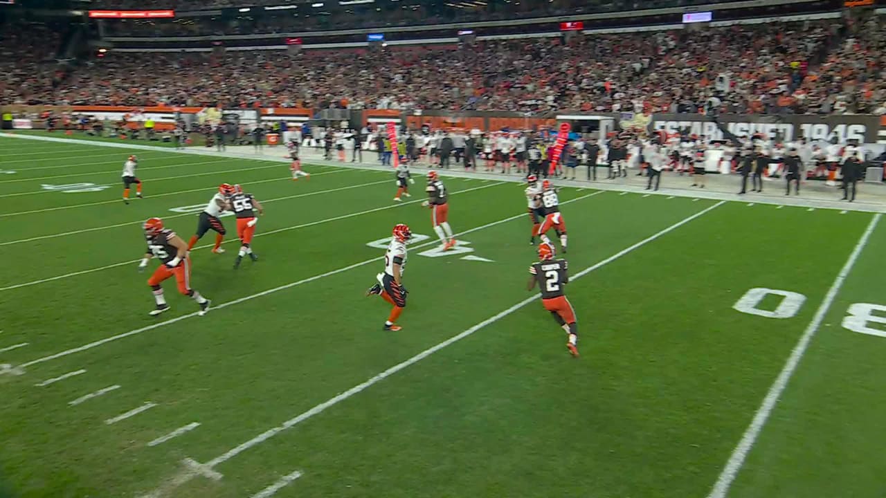 Browns WR Amari Cooper blasts his intercepted pass on trick play