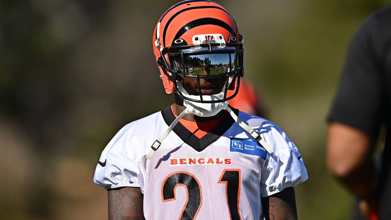 C.J. Uzomah: 'I'll take a bath in chili' if Bengals win Super Bowl 56