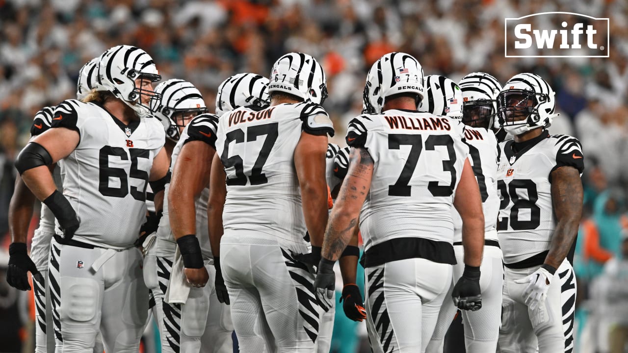 LOOK: Bengals debut all-white uniforms, helmet on Thursday Night Football