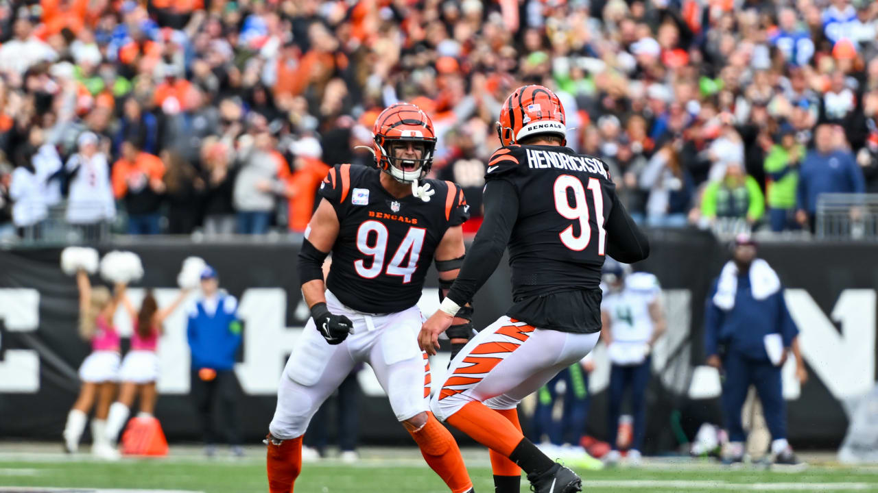 Bengals Cornerback Cam Taylor Britt Shines In Shutting Down Dk Metcalf And Joe Burrow Expresses 3625