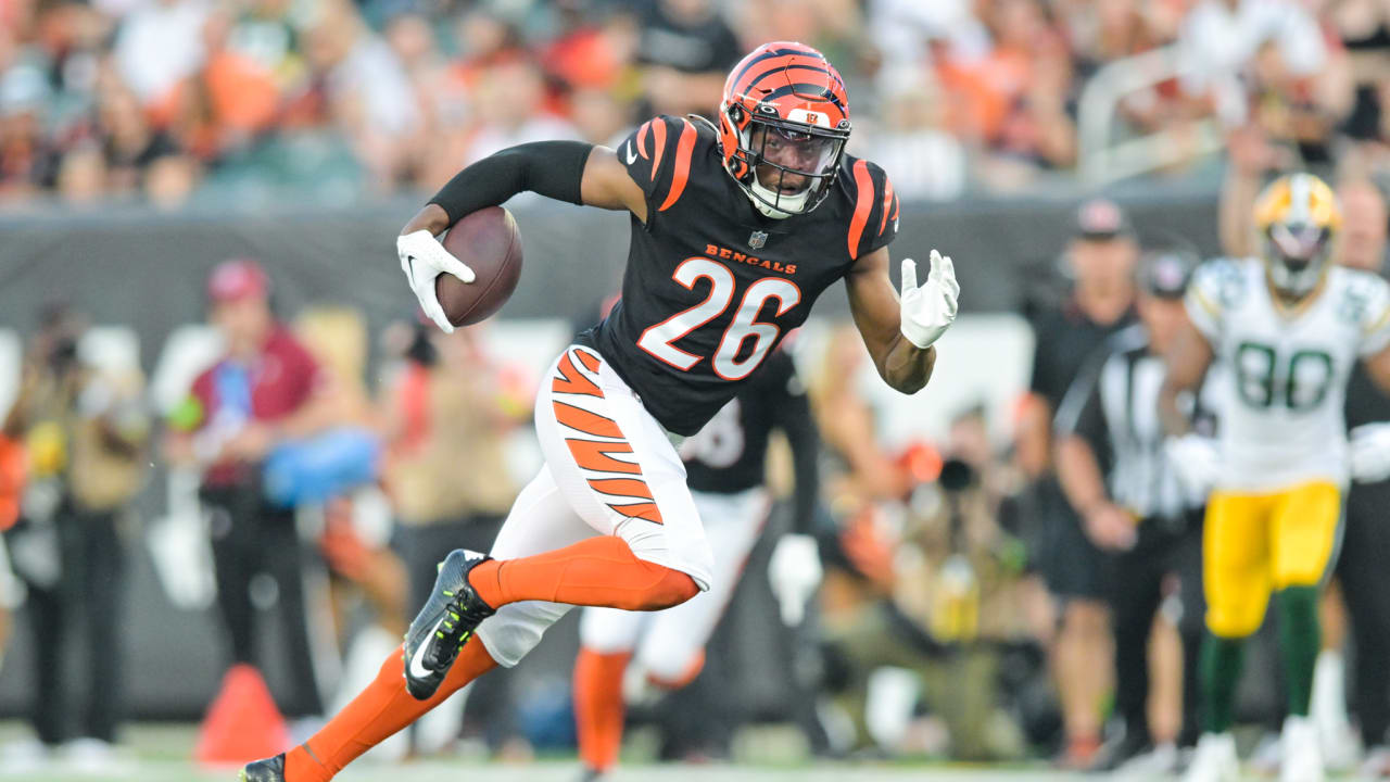 Cincinnati Bengals on X: SEE YOU IN THE PLAYOFFS, CINCINNATI!   / X