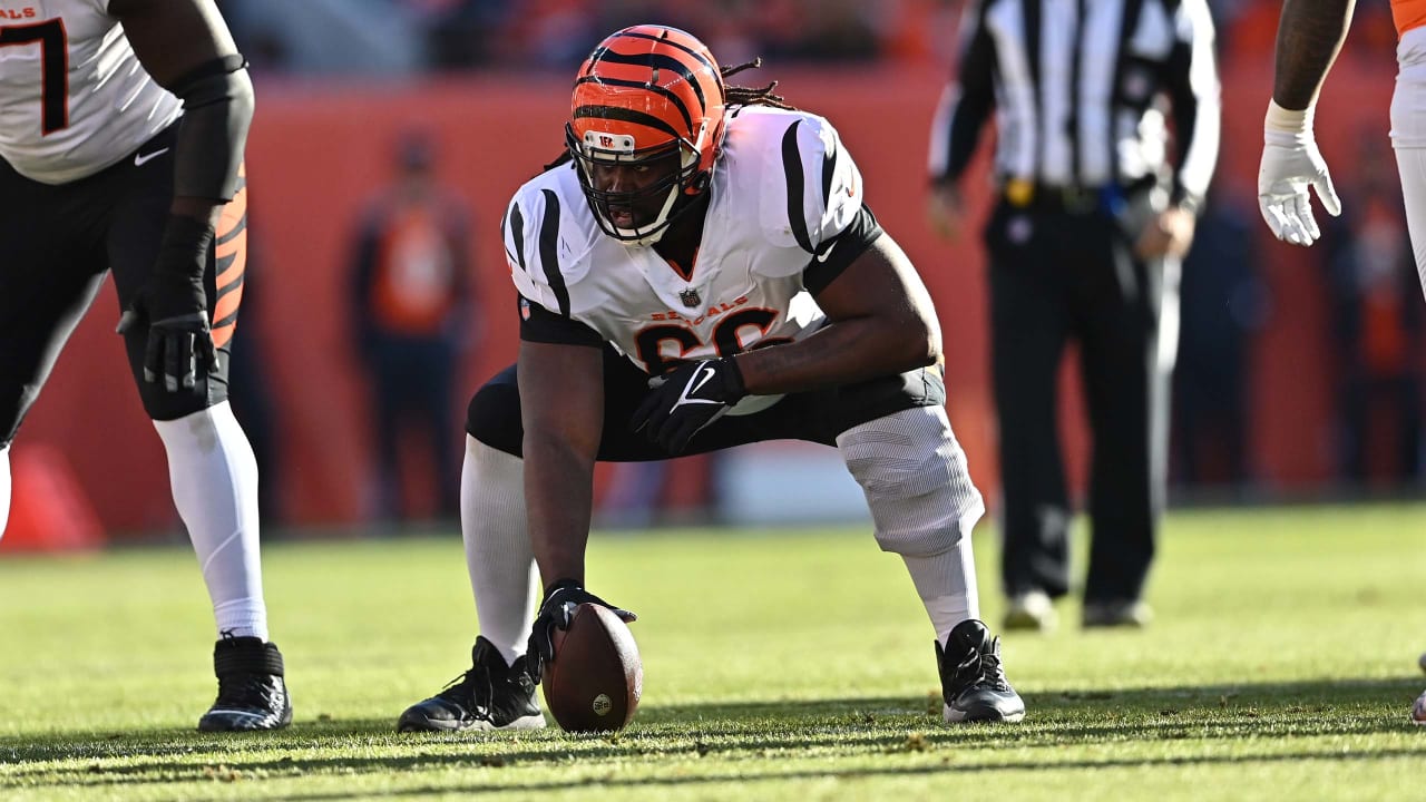 Bengals look to start win streak against Titans