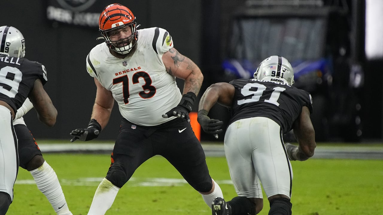 PHOTOS: Moments from the Raiders playoff game against Bengals