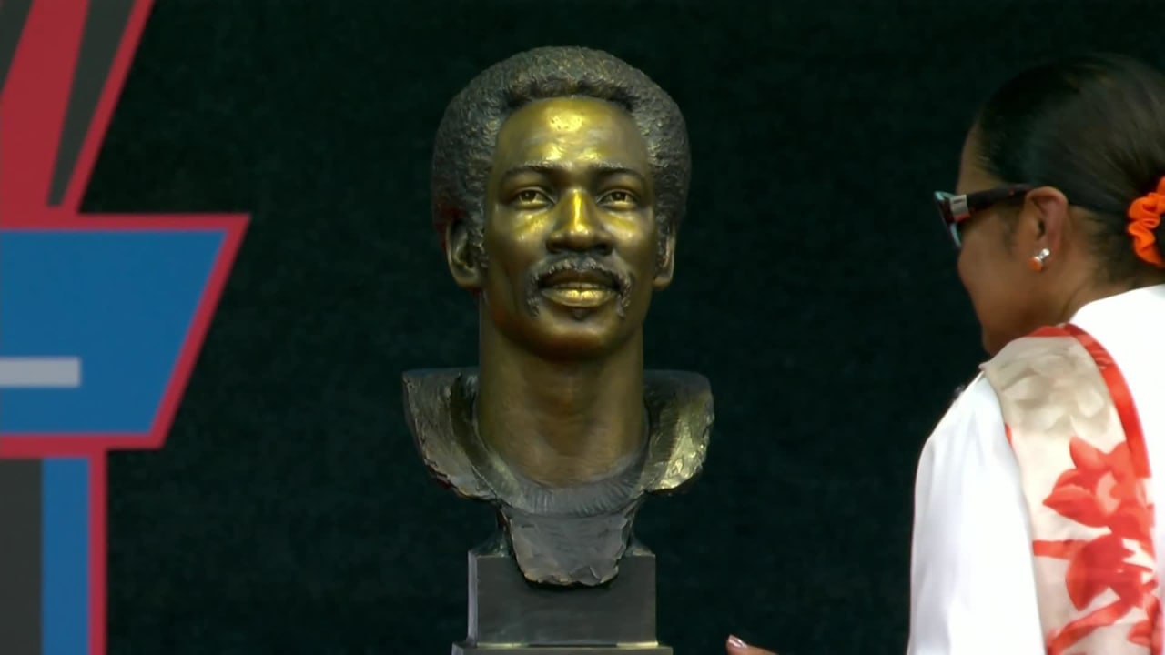 Ken Riley enshrined as member of Pro Football Hall of Fame