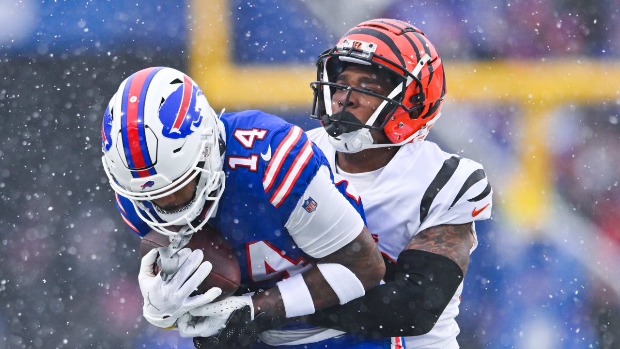 Stefon Diggs says Bills rookie Gabriel Davis isn't 'your average rookie'