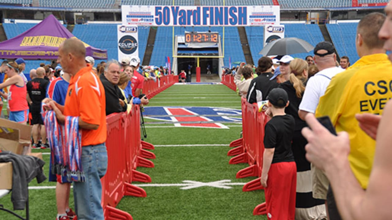 Bills host 50-Yard Finish event - Buffalo