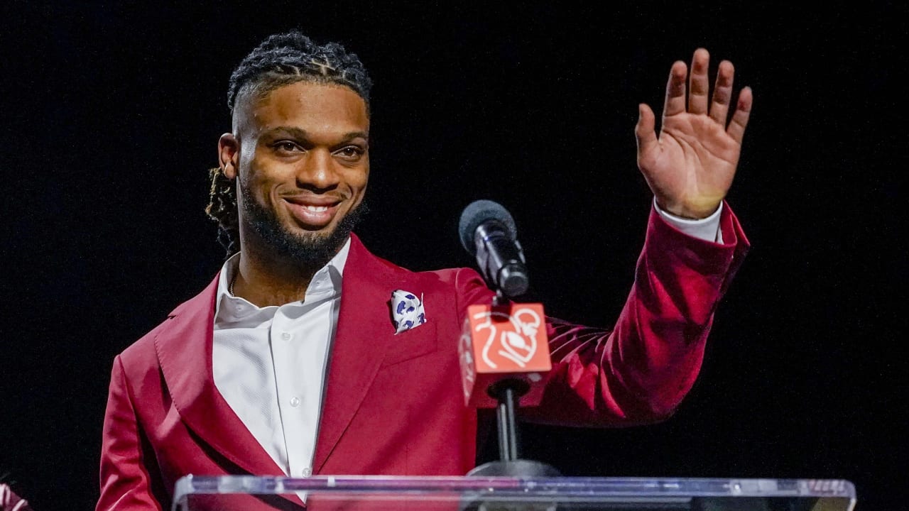 Damar Hamlin wins NFL PA Award for community service