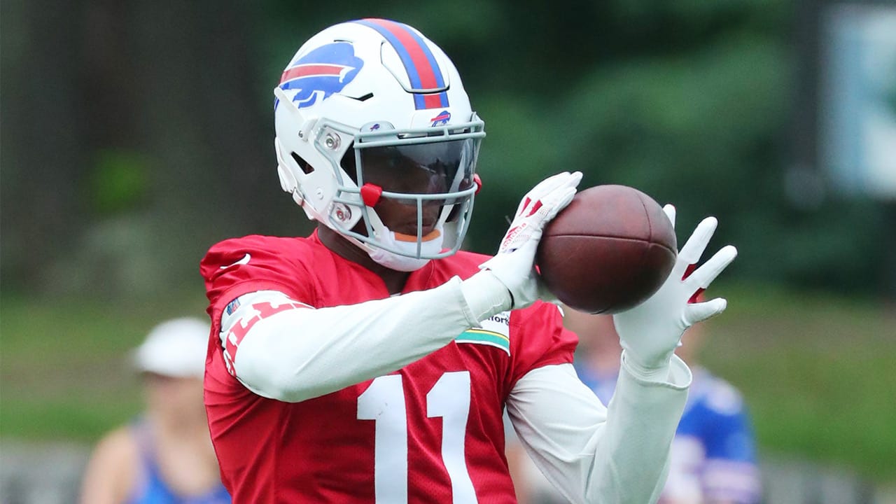 Zay Jones gets his moment with game-winning TD in primetime