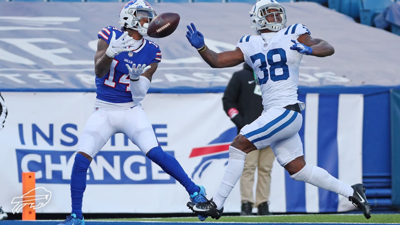 Stefon Diggs was the only Bills player left on the field watching the Chiefs'  celebration. Motivation 