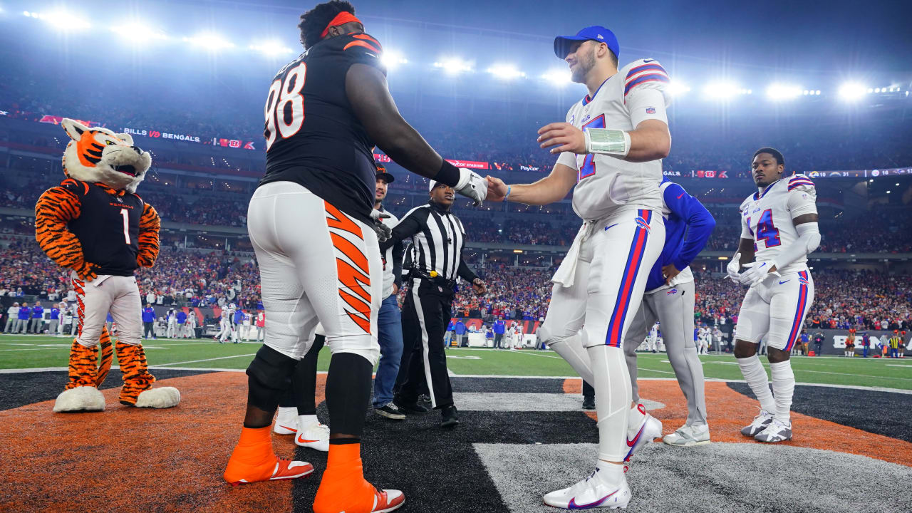 Week 17 Buffalo-Cincinnati game will not be resumed; neutral AFC  Championship Game site being considered