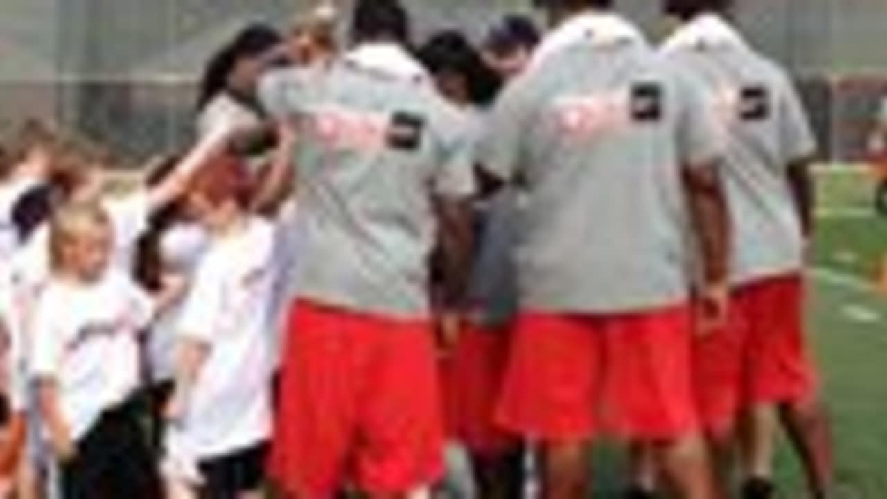 The Truth Behind The Bills Gms Controversial Support Of His Rookie - pguc8ew