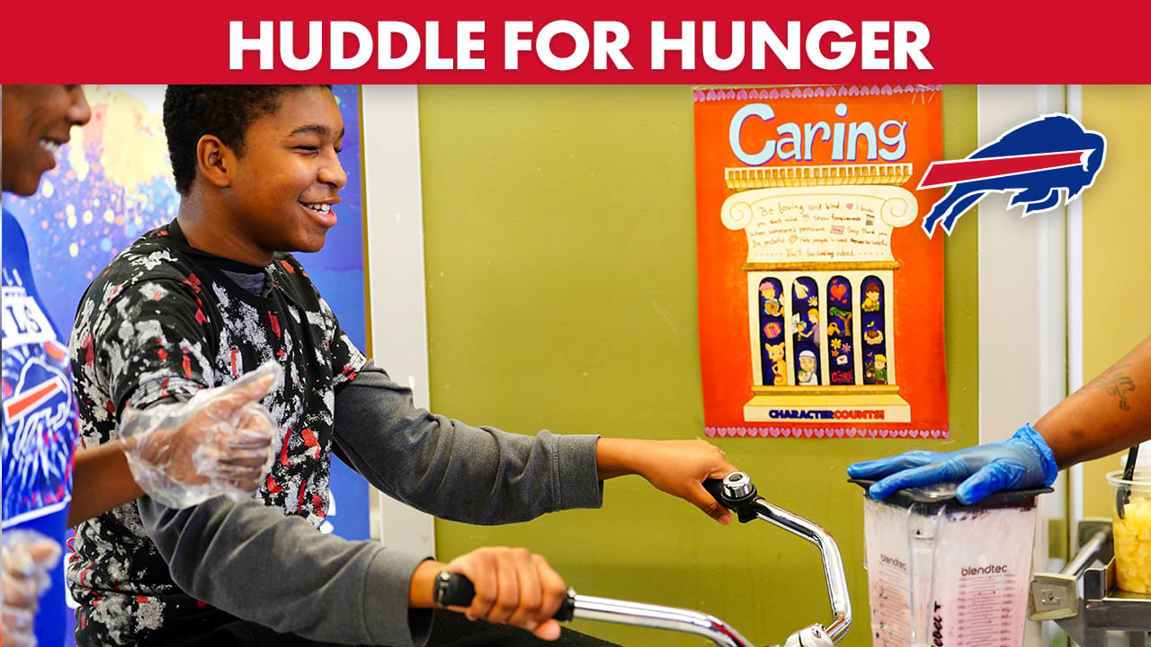 Buffalo Bills Huddle for Hunger