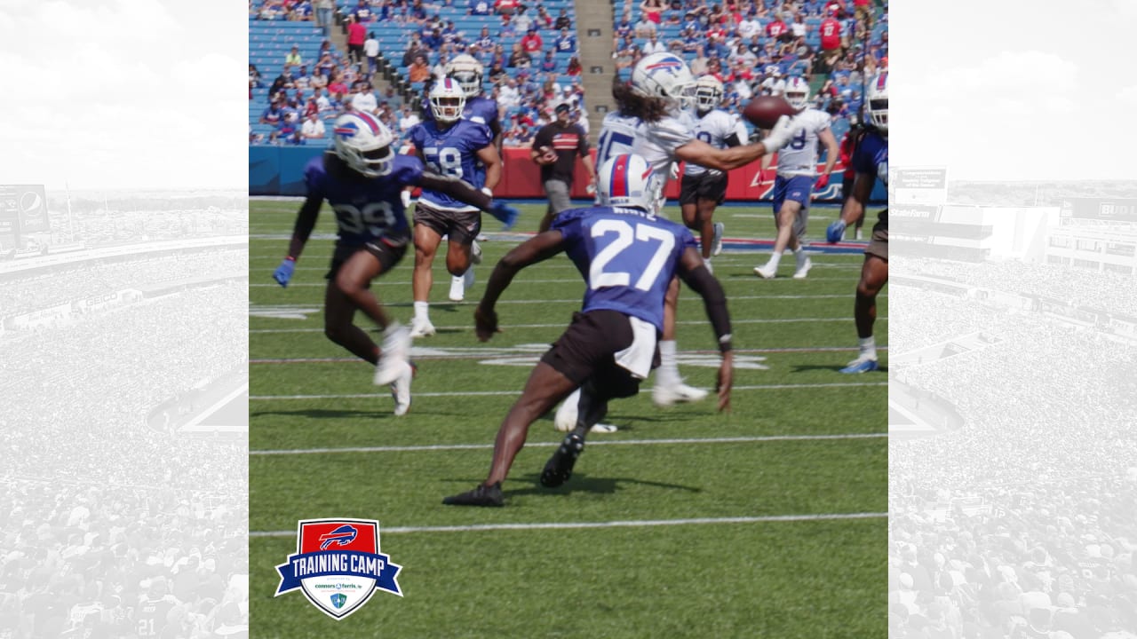 A wait for 'rock stars': More than 4,000 fans flock to Bills training camp