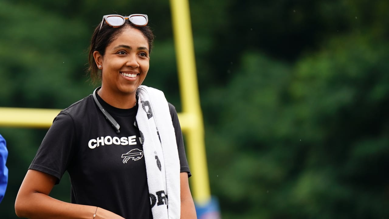 Bills hire assistant athletic trainer Marissa Figueroa