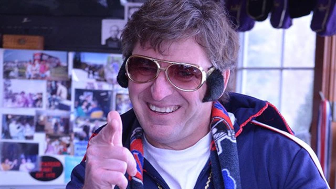 Bills Elvis: A fixture at Ralph Wilson Stadium