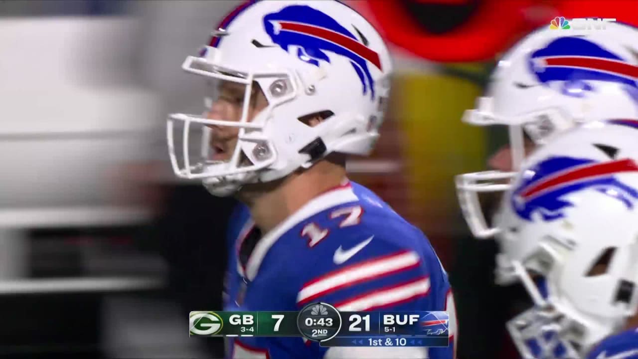 Buffalo Bills' quarterback Josh Allen connects with Stefon Diggs on 53-yard  touchdown pass - ESPN