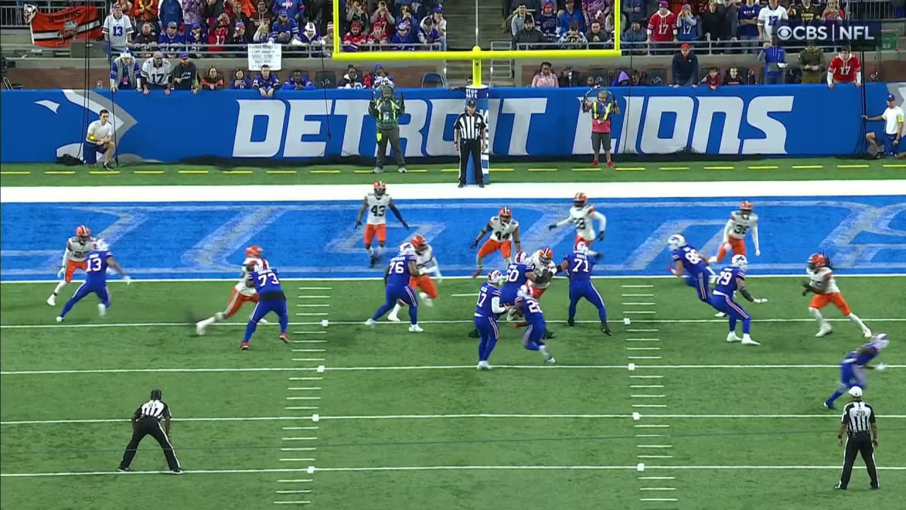 How Josh Allen's latest sideline TD pass for the Bills looked up close