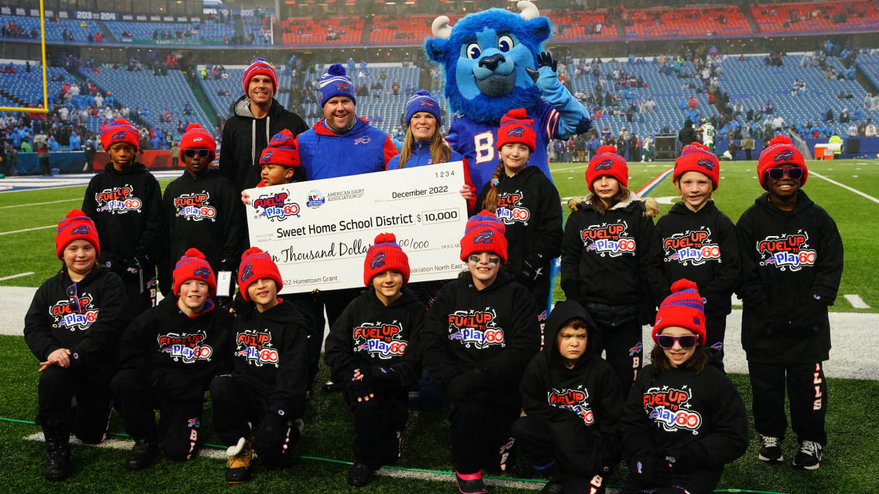 Rookies visit Pro Football Hall of Fame, Play 60 event