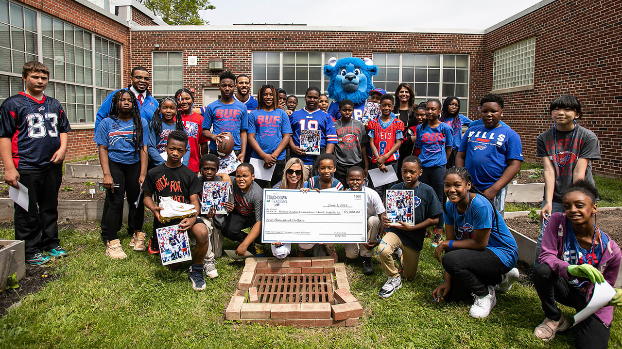 Math Teacher Matt Harvey Named CA Milken Educator » Photos