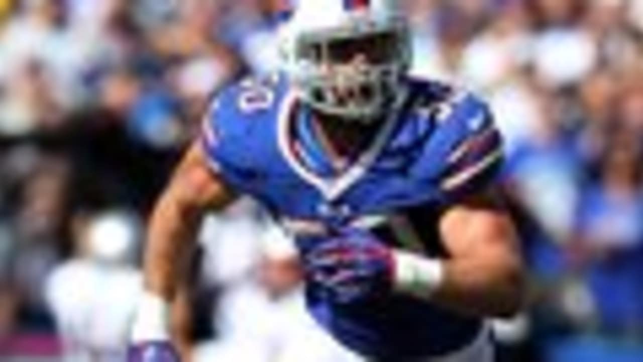 AP: 'Legend' of rookie LB Alonso growing in Buffalo