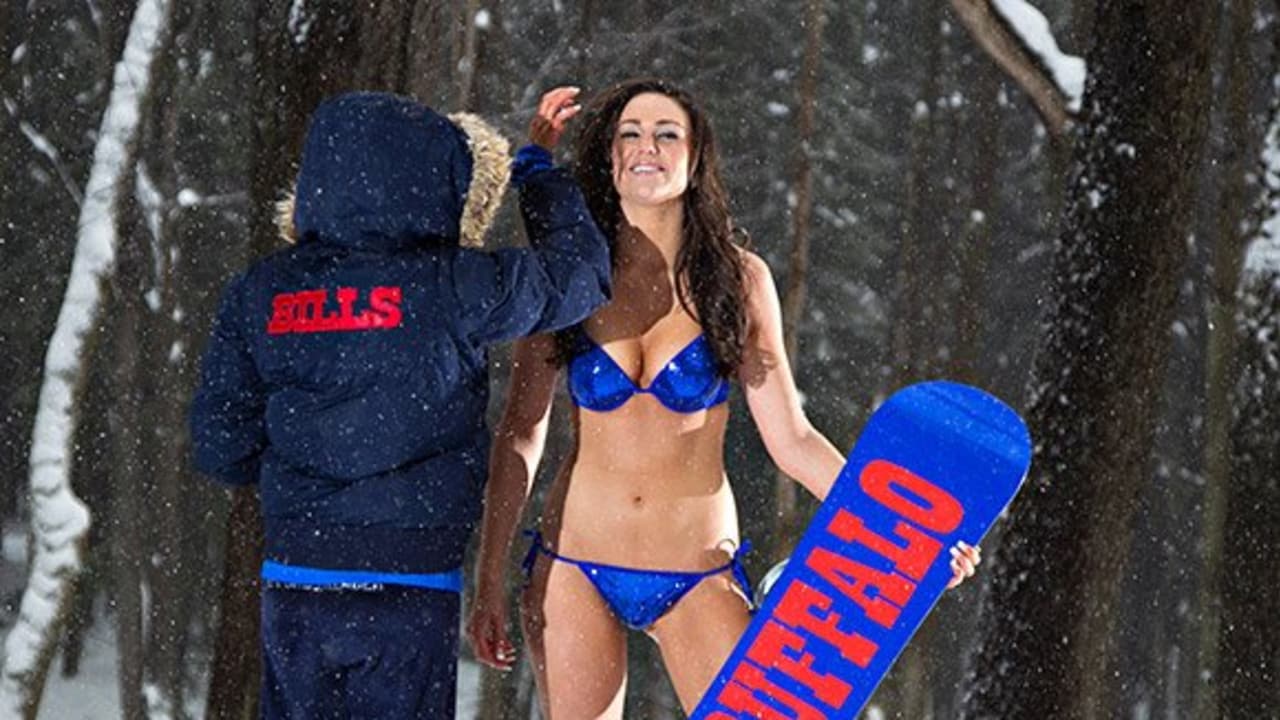 Jills Calendar Shoot: In the Snow