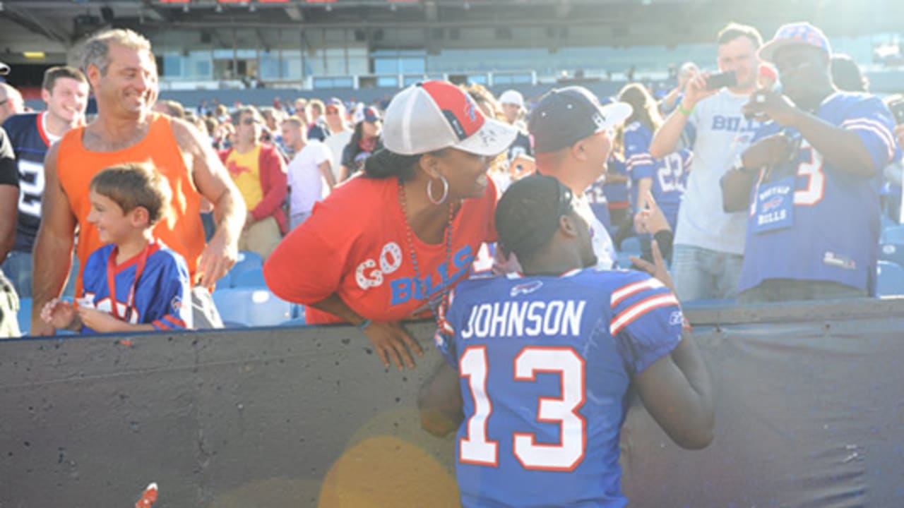 Bills Season Ticket Holders win Stevie Johnson jerseys