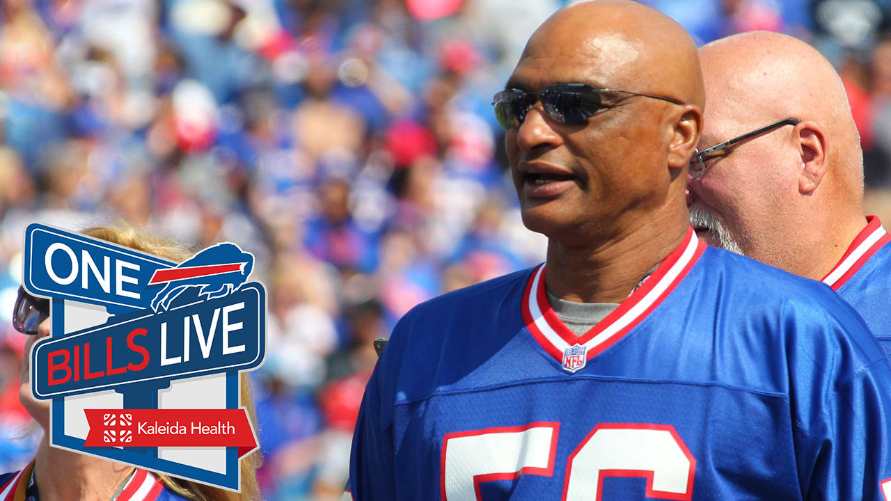 Buffalo Bills outside linebacker Darryl Talley after the AFC News Photo  - Getty Images