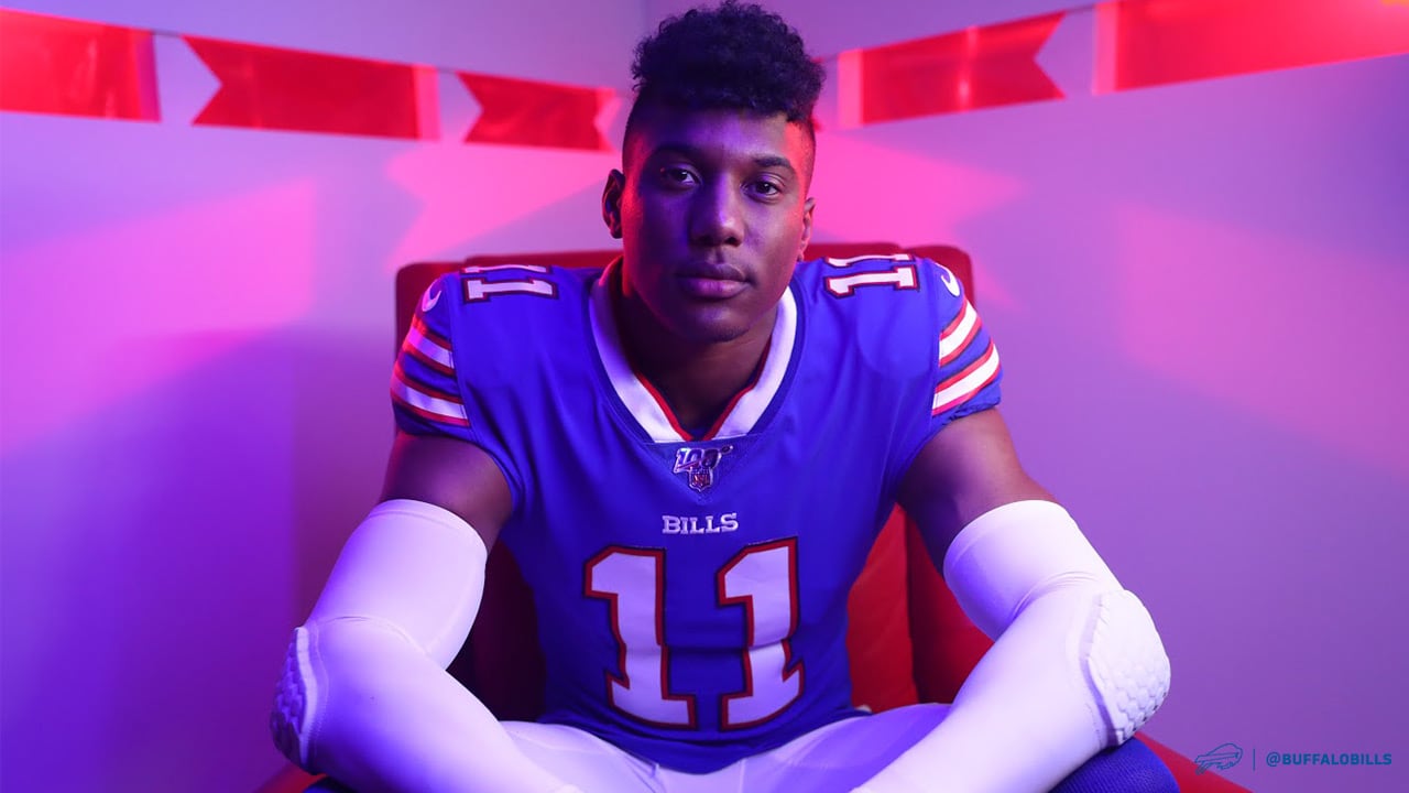 Bigger and stronger: Wide receiver Zay Jones is primed to build