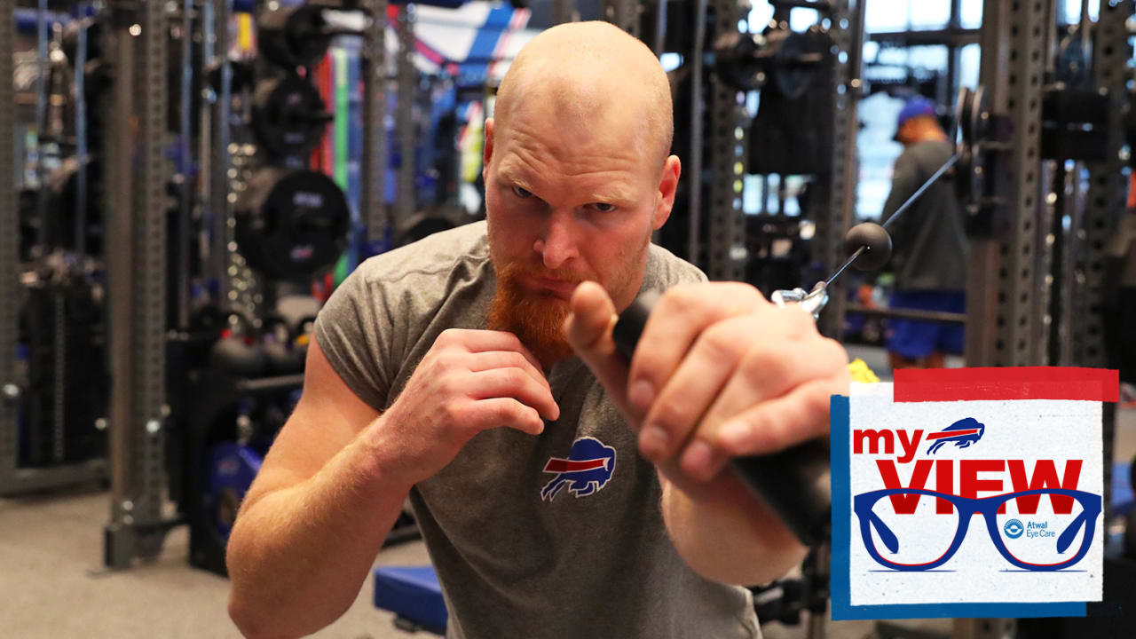 Buffalo Bills: Keeping Trent Murphy last offseason looms large this year