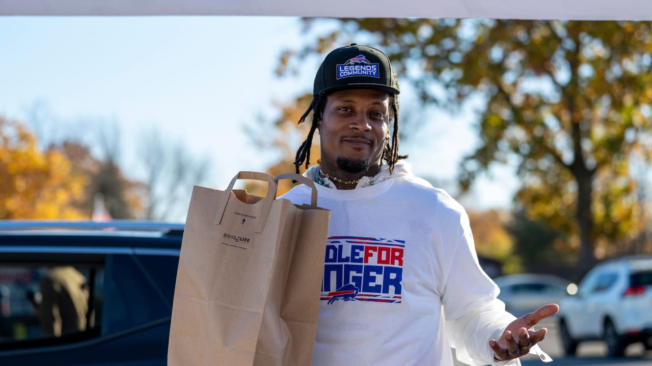 Bills Legends + Buffalo community come together for the 2022