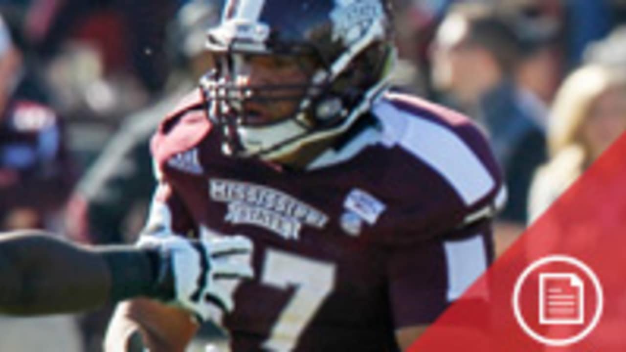 OL prospect Charles Siddoway visits with Bills