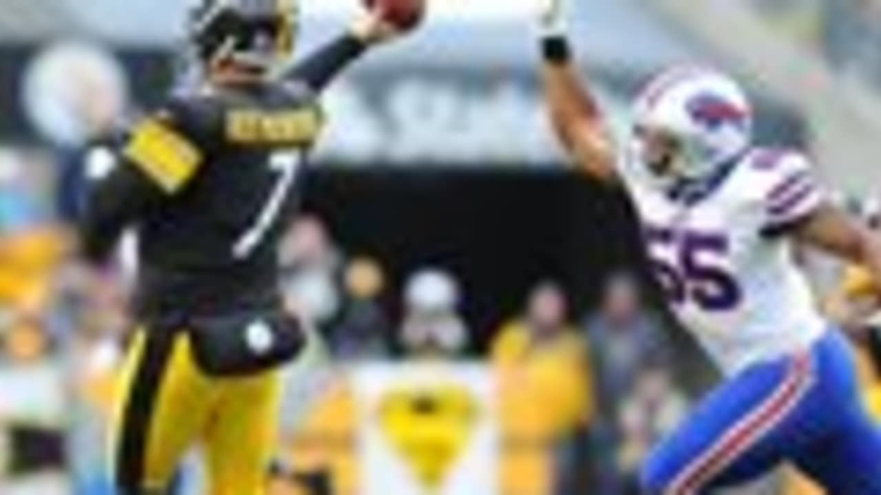 DE Hughes finds pass-rushing fit in Buffalo