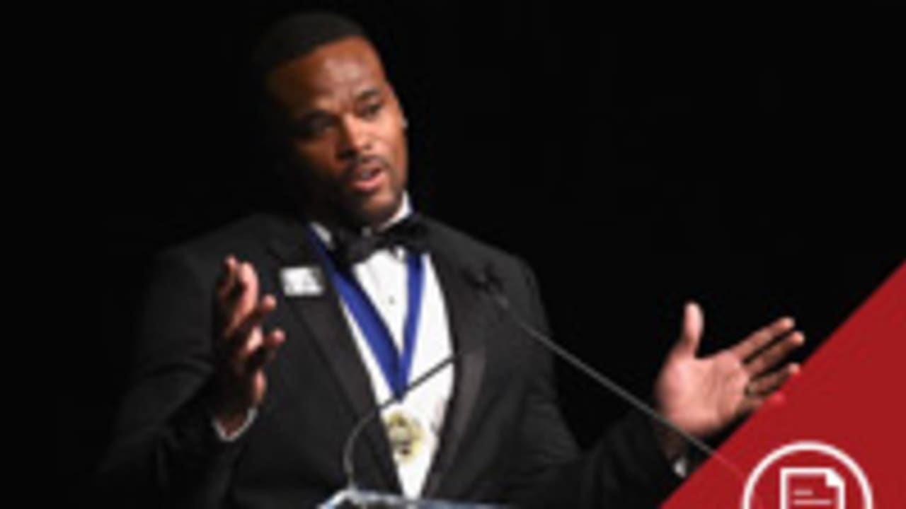 Fred Jackson Receives Jefferson Award - WBBZ-TV