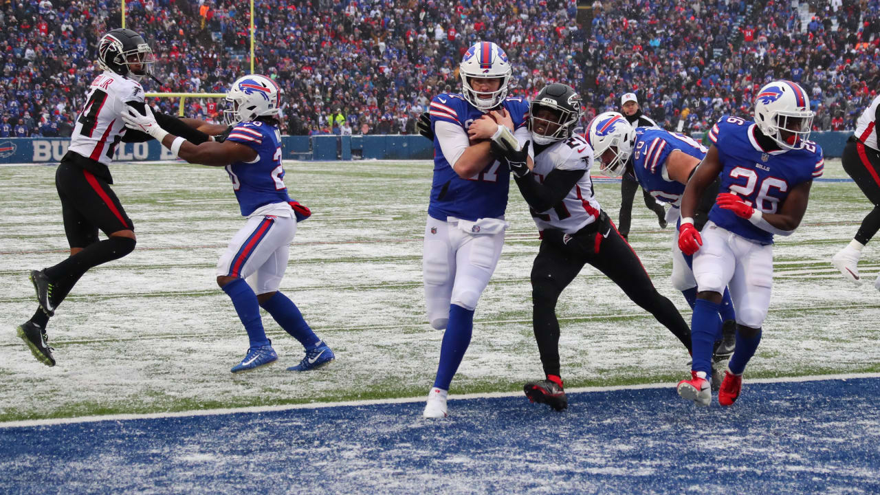 Game Photos  Week 17 Falcons at Bills