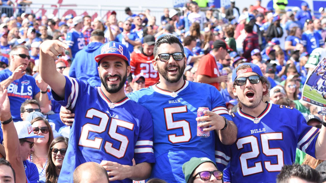 Buffalo Bills vs. New York Jets. Fans support on NFL Game. Silhouette of  supporters, big screen with two rivals in background Stock Photo - Alamy