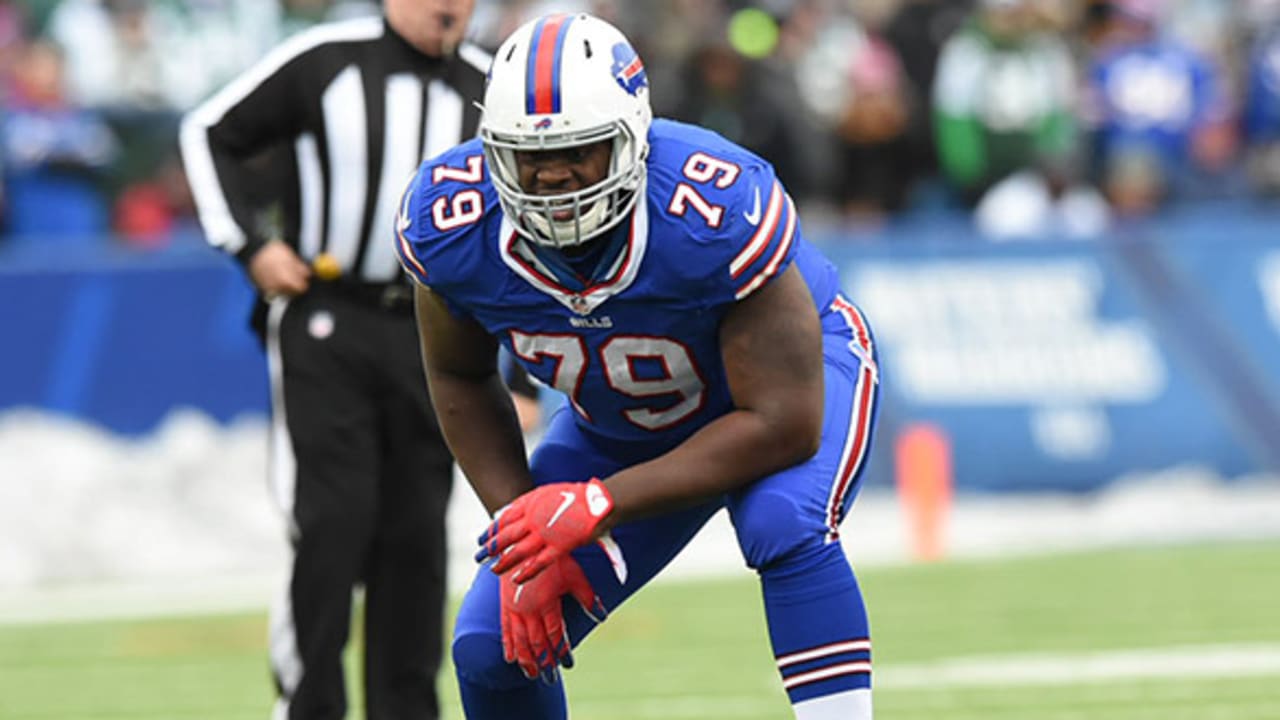 Bills sign T Mills