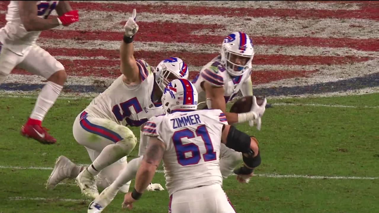 Most unbelievable play I've ever seen': Hyde's interception lifts