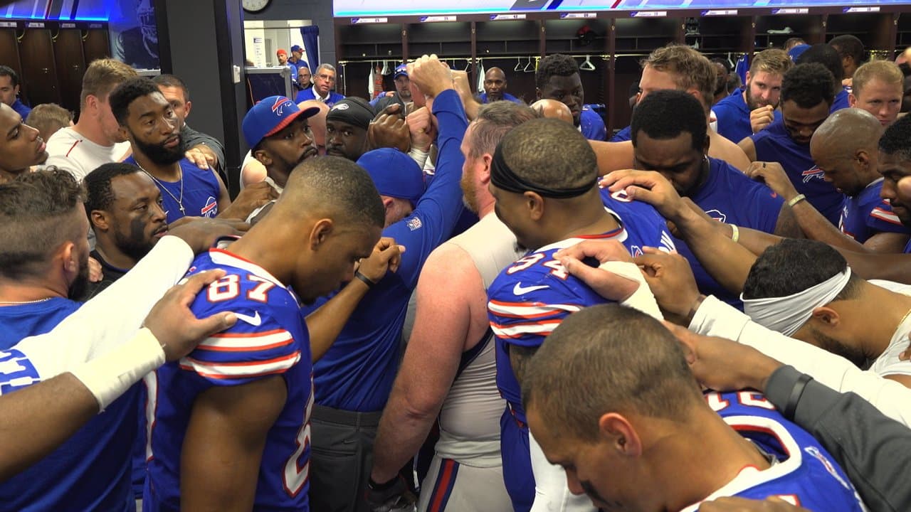 Watch: Josh Allen gets emotional in postgame locker room speech