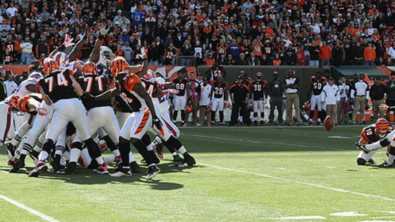 Nugent's miss leaves Bengals, Panthers tied 37-all