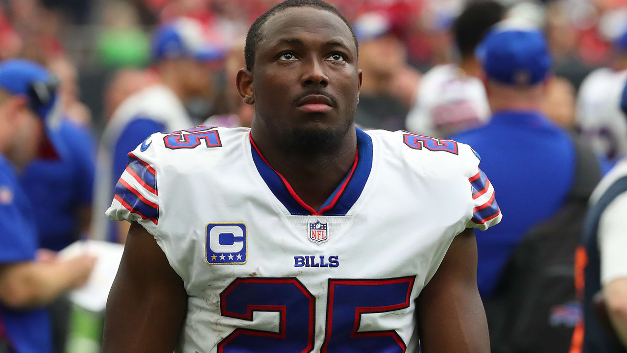 Buffalo Bills on X: Injury update: LeSean McCoy has cleared concussion  protocol and is expected to play tomorrow night. #GoBills   / X