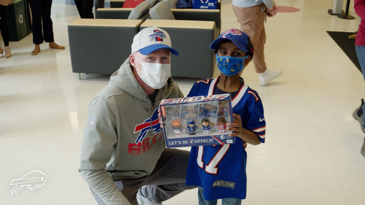 Fisher-Price donates over $1 million to Oishei thanks to “Go Bills” Little  People sales