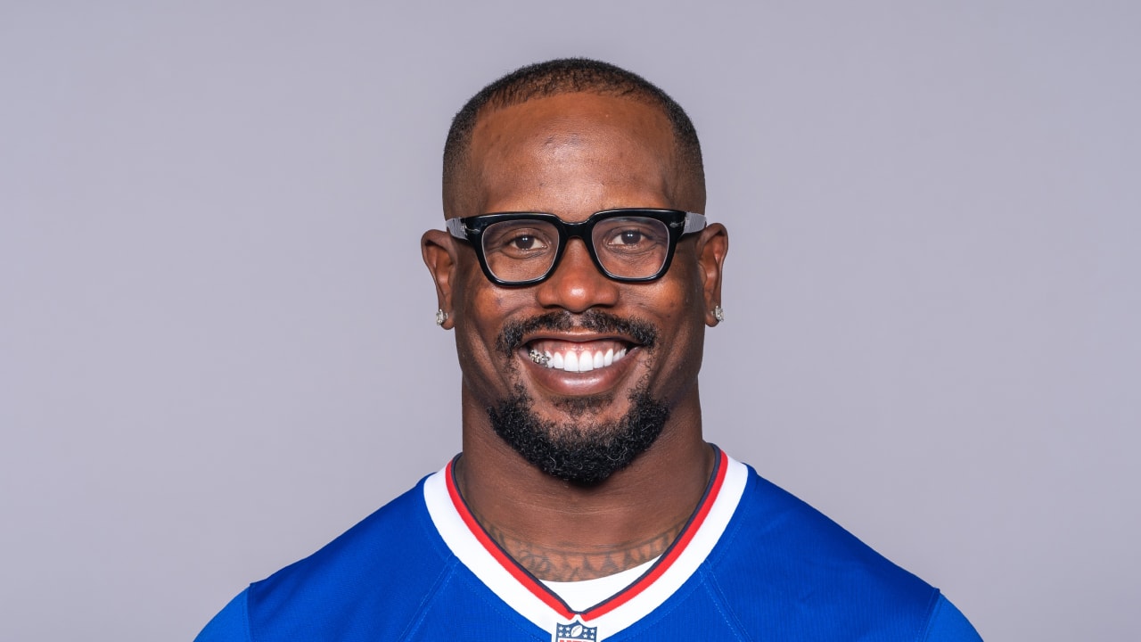 Von Miller's First 24 Hours as a Buffalo Bill! 